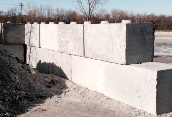 Nulife Glass Dunkirk Facility - recycled panel glass retaining wall blocks